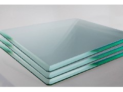 中山玻璃加工的多种钢化方法及优缺点